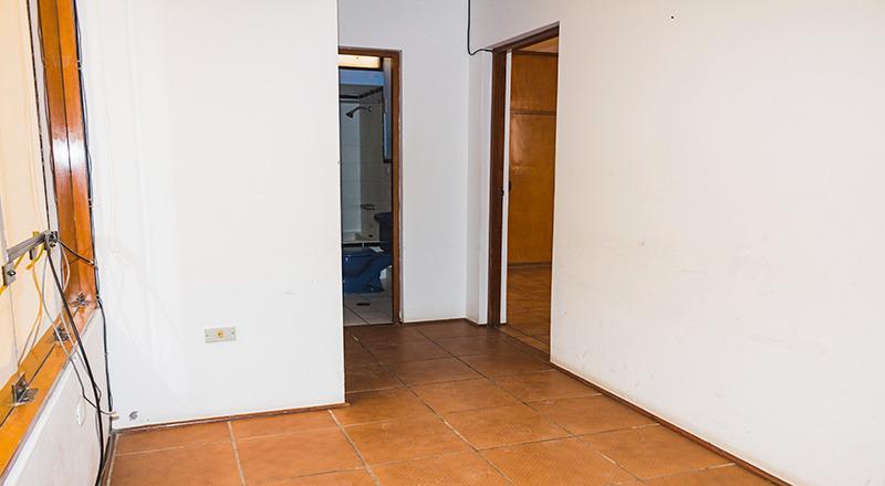 VENTA DE CASA EN LAS ACACIAS - URB. SANTA VICTORIA